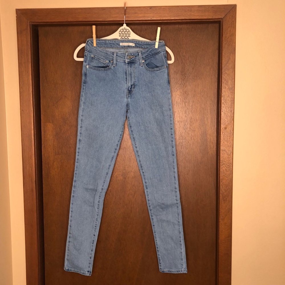 Levi 721 High Rise Skinny size 27